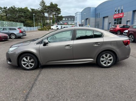 2015 Toyota Avensis - photo 4