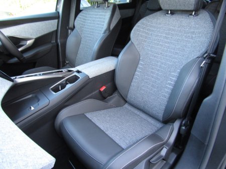2025 Peugeot 5008 - photo 18