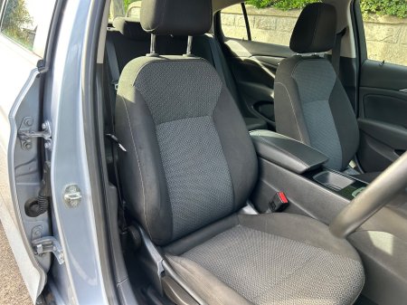 2018 Opel Insignia - photo 15