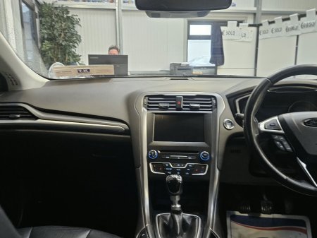 2018 Ford Mondeo - photo 12