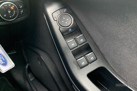 2018 Ford Fiesta - photo 18