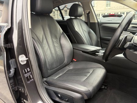 2017 BMW 5-Series - photo 12