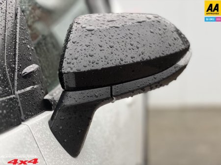 2023 Toyota Yaris - photo 11