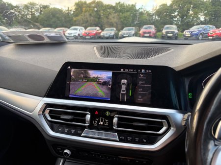 2021 BMW 3-Series - photo 17