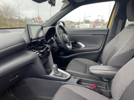 2022 Toyota Yaris Cross - photo 7