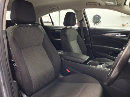 2018 Vauxhall Insignia - photo 12