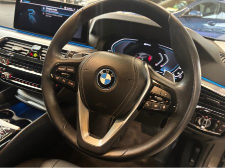 2023 BMW 5-Series - photo 13