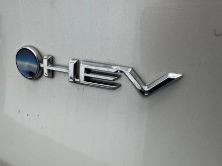 2025 Toyota RAV4 - photo 8