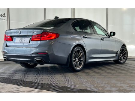 2019 BMW 5-Series - photo 6