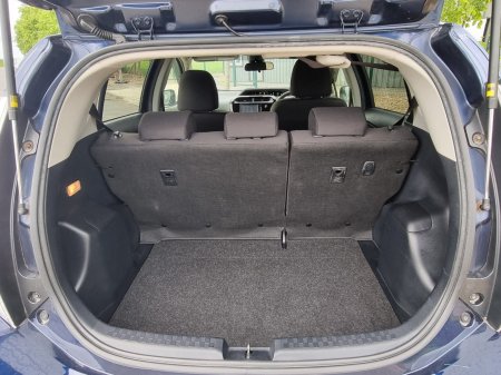 2019 Toyota Aqua - photo 23