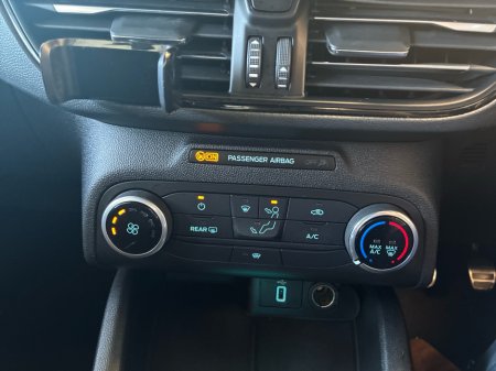2019 Ford Focus - photo 18