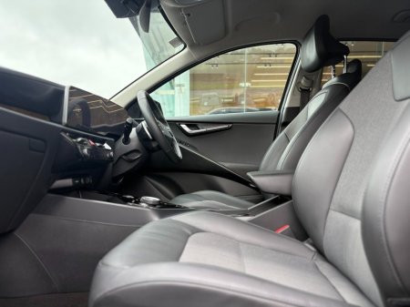 2023 Kia Niro - photo 2
