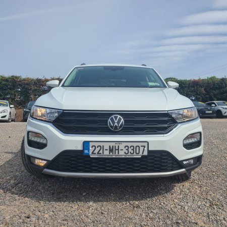 2022 Volkswagen T-Roc - photo 2