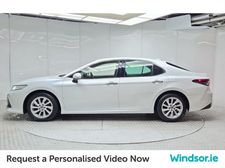2020 Toyota Camry - photo 5