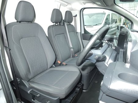 2024 Ford Transit Custom - photo 16