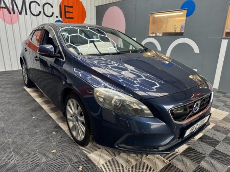 2015 Volvo V40 2015 VOLVO V40 T4 AUTOMATIC 1.6/ AUTOMATIC  / PARKING CAMERA / ELECTRIC & HEATED SEATS AND  MORE