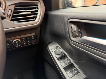 2022 Ford Kuga - photo 12