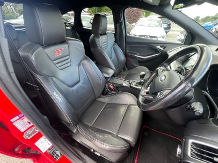 2018 Ford Focus - photo 12