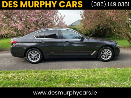 2023 BMW 5-Series 520d SE (MHT)