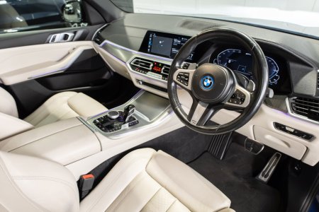 2022 BMW X5 - photo 8