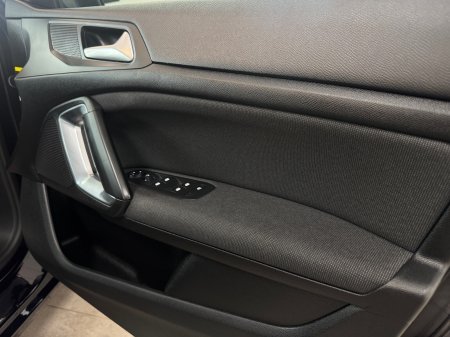 2020 Peugeot 308 - photo 12