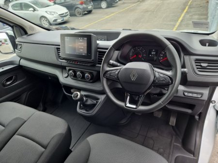 2026 Renault Trafic - photo 8