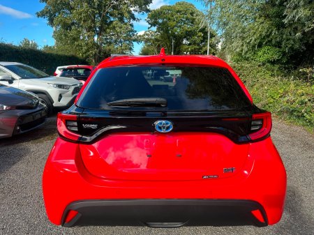 2022 Toyota Yaris - photo 8