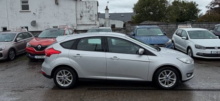 2016 Ford Focus - photo 2