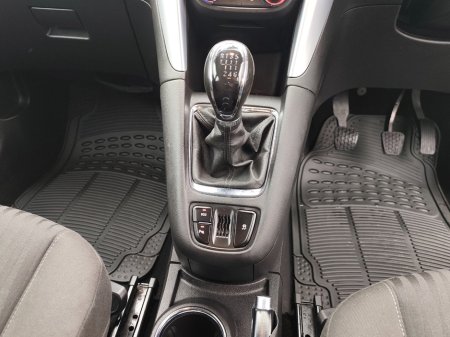 2016 Opel Zafira - photo 9