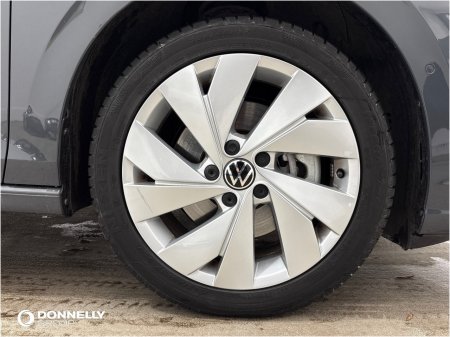 2025 Volkswagen Golf - photo 5