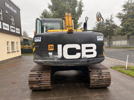 0 JCB  - photo 4