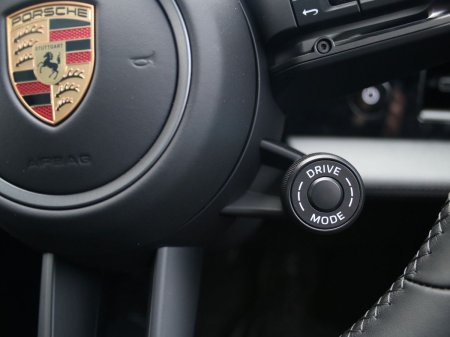 2026 Porsche Taycan - photo 22