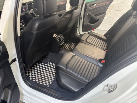 2018 Volkswagen Passat - photo 18