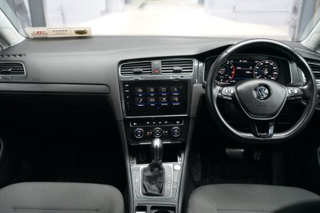 2019 Volkswagen Golf - photo 9