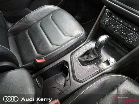 2020 Volkswagen Tiguan - photo 18