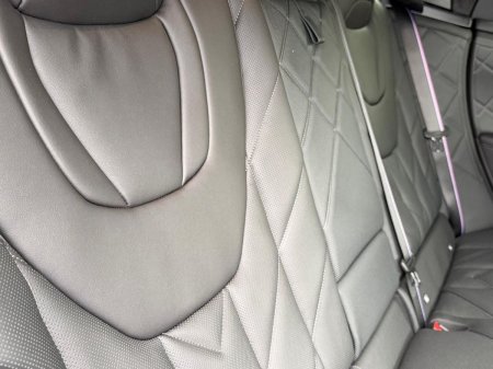 2026 BMW XM - photo 33