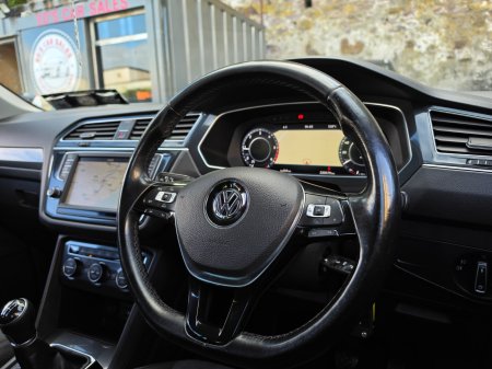 2016 Volkswagen Tiguan - photo 16
