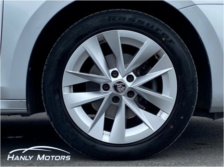 2024 Skoda Octavia - photo 11