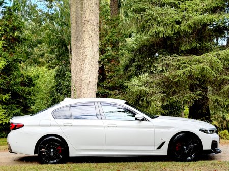 2022 BMW 5-Series - photo 5