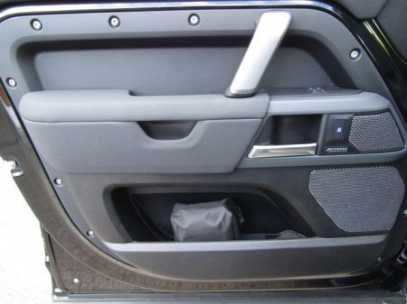 2023 Land Rover Defender - photo 39