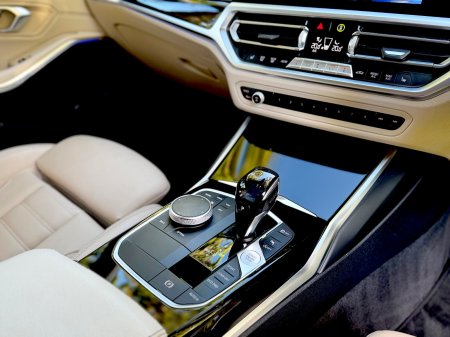 2021 BMW 3-Series - photo 24