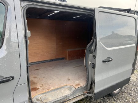 2019 Nissan NV300 - photo 7