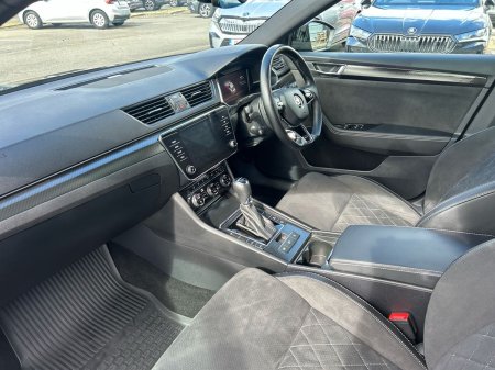 2024 Skoda Superb - photo 2
