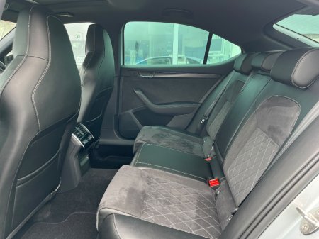 2022 Skoda Superb - photo 18