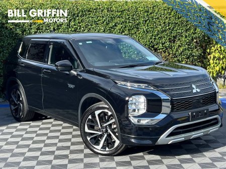 2022 Mitsubishi Outlander 7-SEATER 2.4 HYBRID AUTO // FULL SERVICE HISTORY // MASSAGE SEATS // HEADS-UP DISPLAY