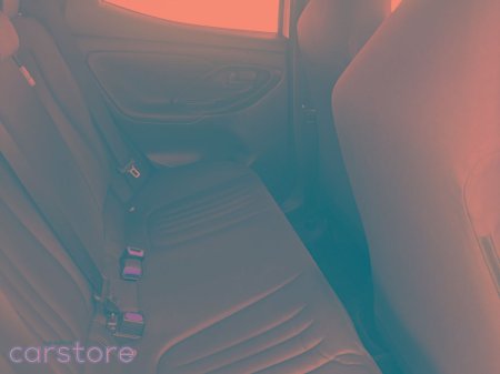 2021 Toyota Yaris - photo 10