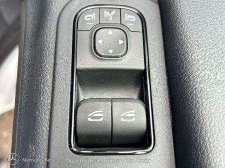 2027 Mercedes-Benz Sprinter - photo 4