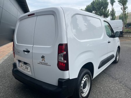 2024 Peugeot Partner - photo 3