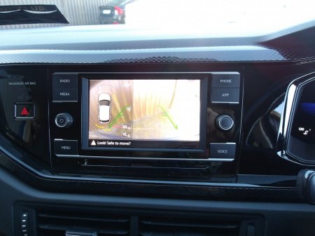 2022 Volkswagen Taigo - photo 2