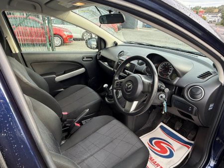 2013 Mazda Demio - photo 10